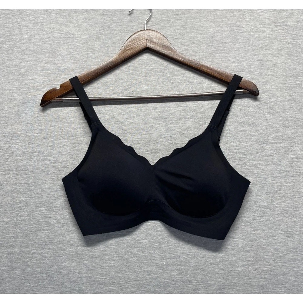 Women's Wireless Push Up Bra M Black Seamless Scalloped Edge Adjustable Straps